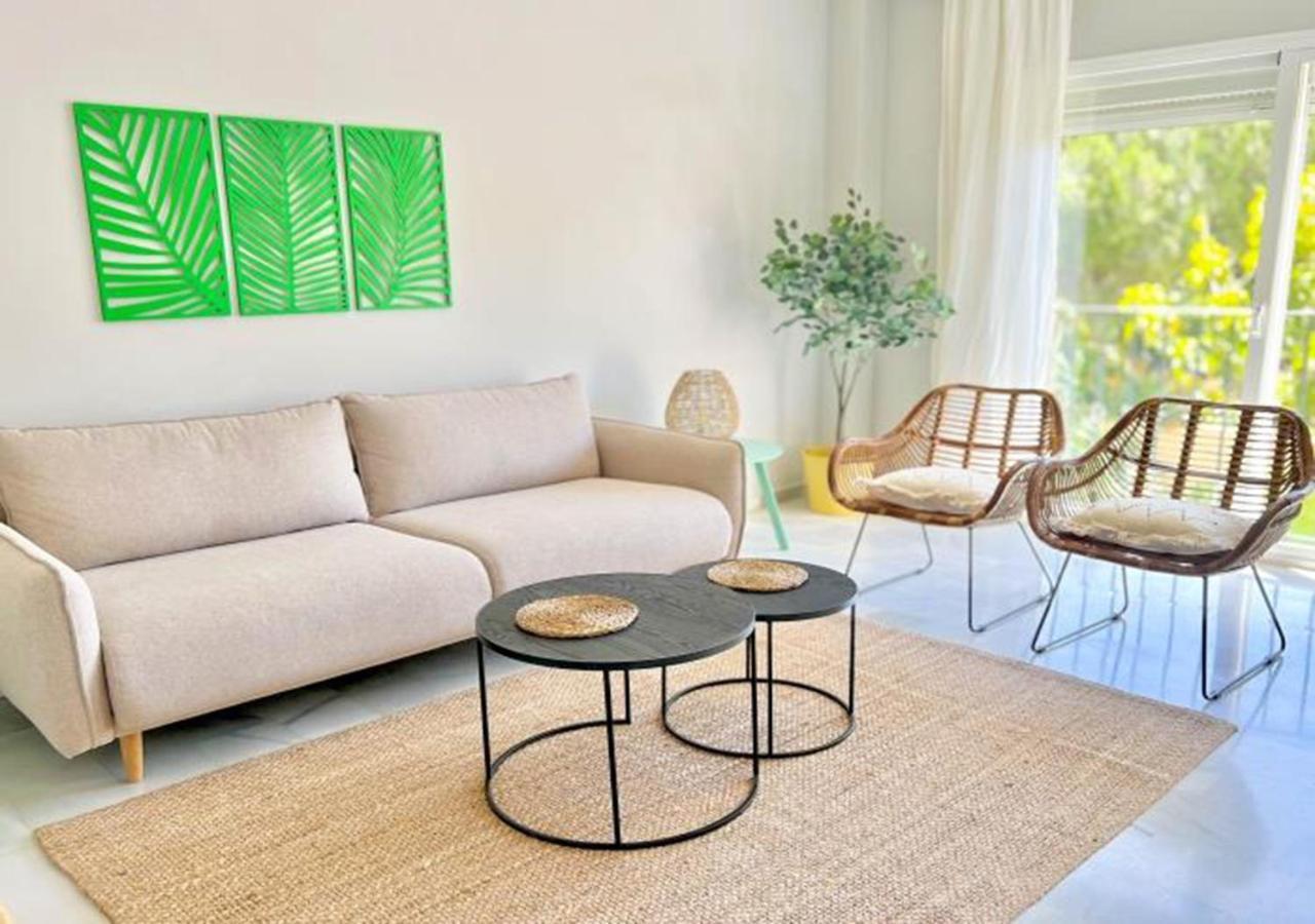 Alambra Del Sol - Coastal Retreat By The Apartamento